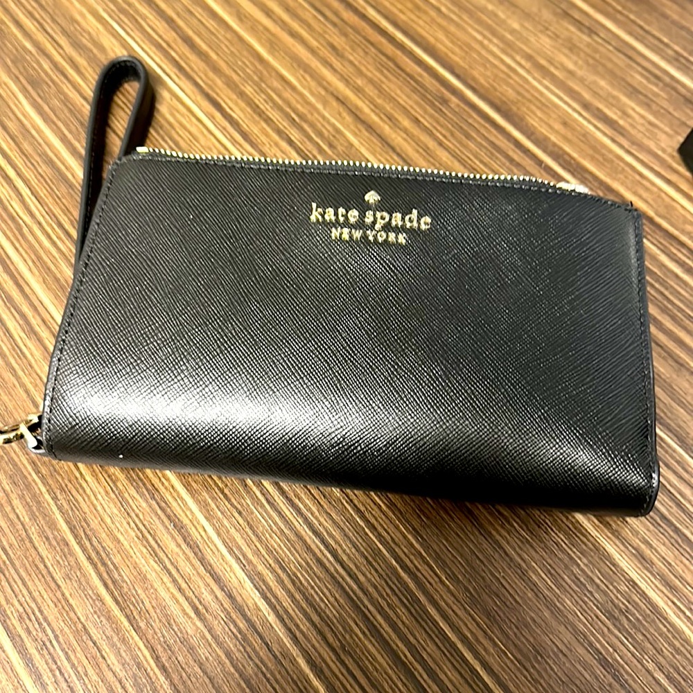 Kate spade staci phone wallet black nwt